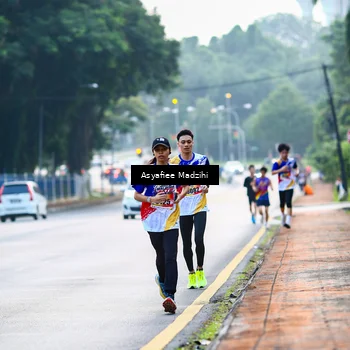 Runner Photo 8306025