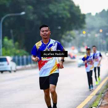 Runner Photo 8306031