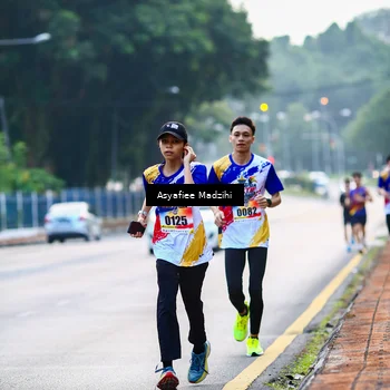 Runner Photo 8306036