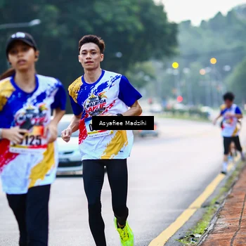 Runner Photo 8306054