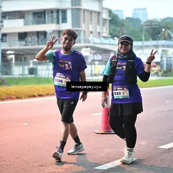 Runner Photo 8306064
