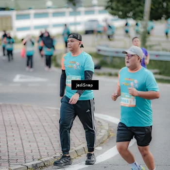 Runner Photo 8306066