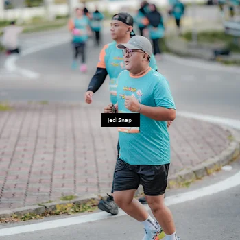 Runner Photo 8306084