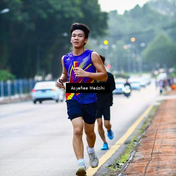 Runner Photo 8306101
