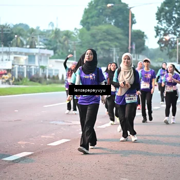 Runner Photo 8306117