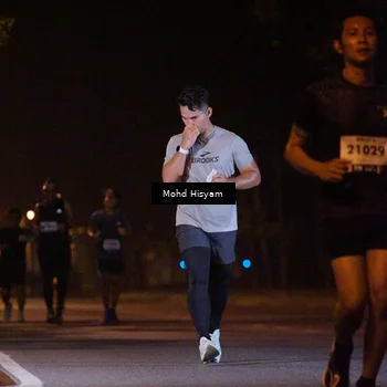 Runner Photo 8306120