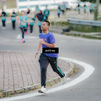 Runner Photo 8306128