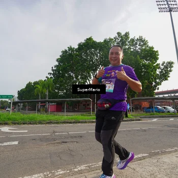 Runner Photo 8306134