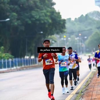 Runner Photo 8306147