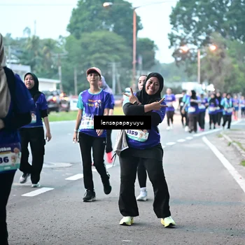 Runner Photo 8306151