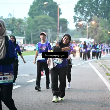 Runner Photo 8306160