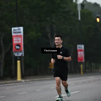 Runner Photo 8306188