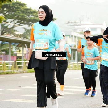 Runner Photo 8306189