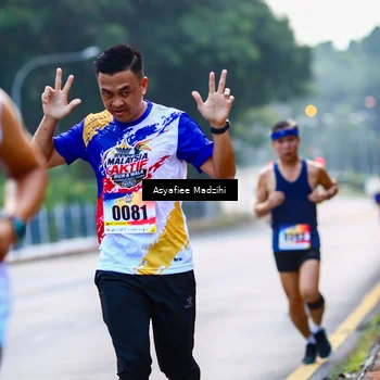 Runner Photo 8306191