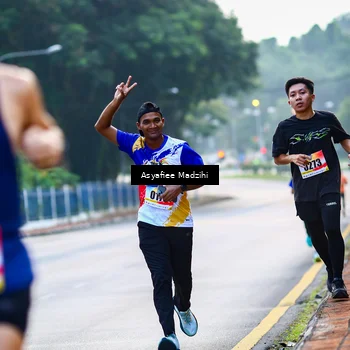 Runner Photo 8306213