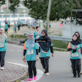 Runner Photo 8306235