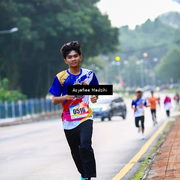 Runner Photo 8306236