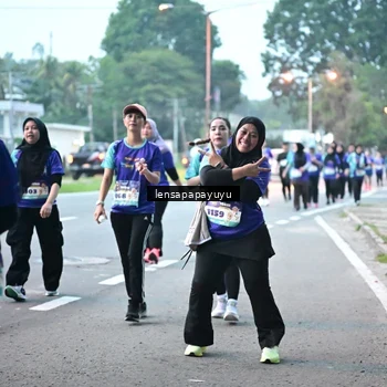 Runner Photo 8306241