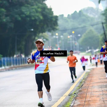Runner Photo 8306249