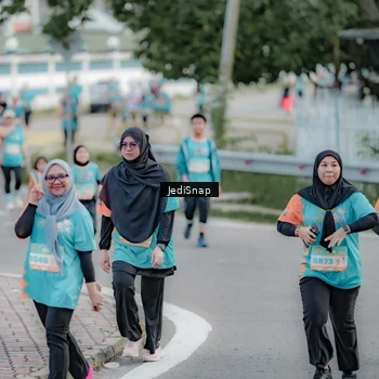 Runner Photo 8306258