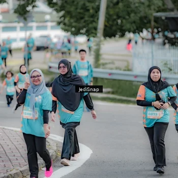 Runner Photo 8306271