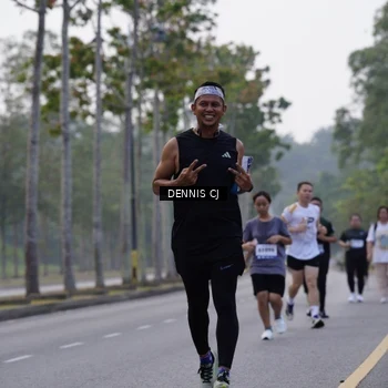 Runner Photo 8306296