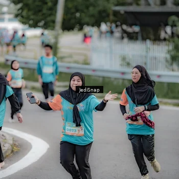 Runner Photo 8306315
