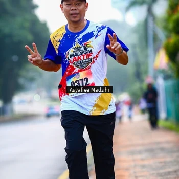 Runner Photo 8306320