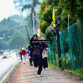 Runner Photo 8306338