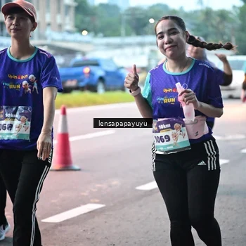 Runner Photo 8306342