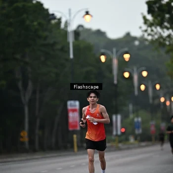 Runner Photo 8306359