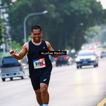 Runner Photo 8306363