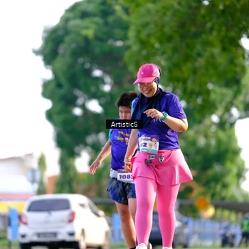 Runner Photo 8306378