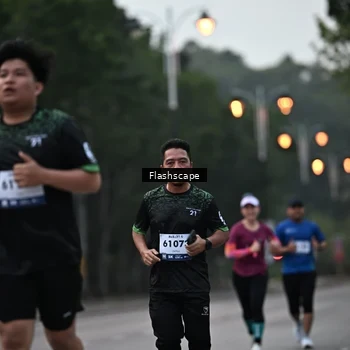 Runner Photo 8306407