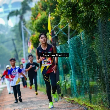 Runner Photo 8306411