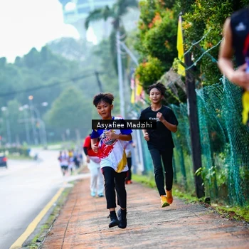 Runner Photo 8306412