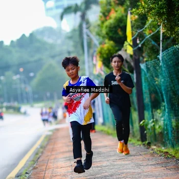 Runner Photo 8306421