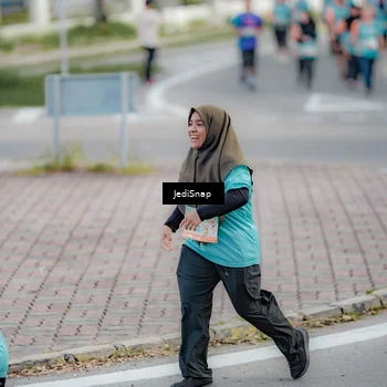 Runner Photo 8306484