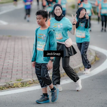 Runner Photo 8306506