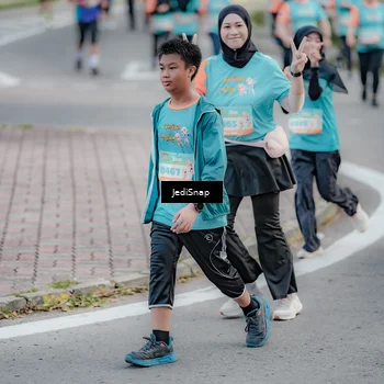 Runner Photo 8306551