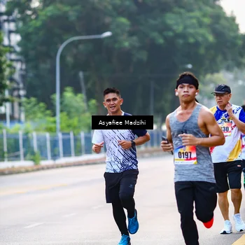 Runner Photo 8306681