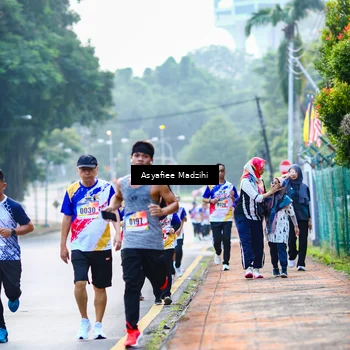 Runner Photo 8306687