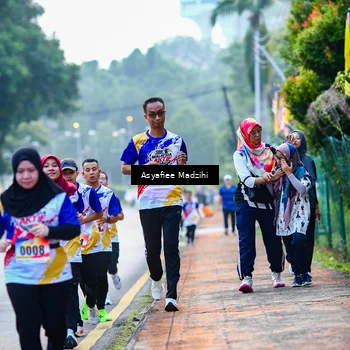 Runner Photo 8306707