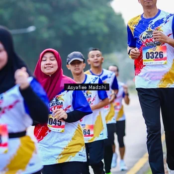 Runner Photo 8306735