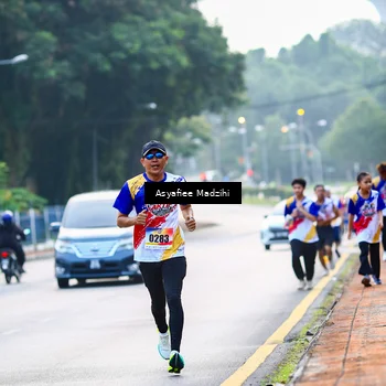 Runner Photo 8306758