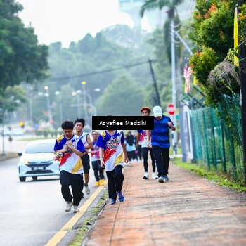 Runner Photo 8306773
