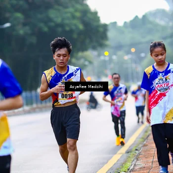 Runner Photo 8306791