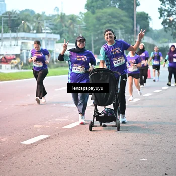 Runner Photo 8306873