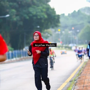 Runner Photo 8306885