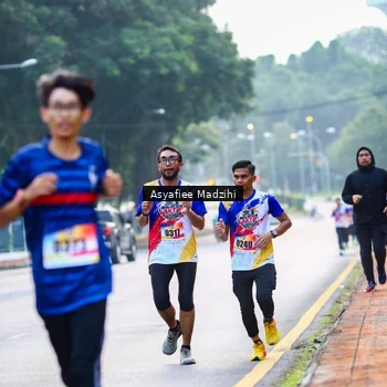 Runner Photo 8306930